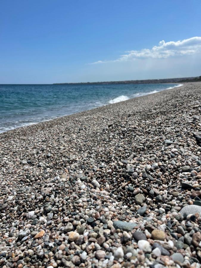 דירות מסקלי Fondachello Sea House מראה חיצוני תמונה