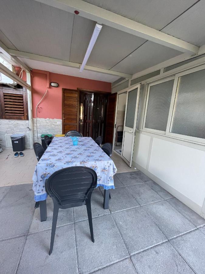 דירות מסקלי Fondachello Sea House מראה חיצוני תמונה